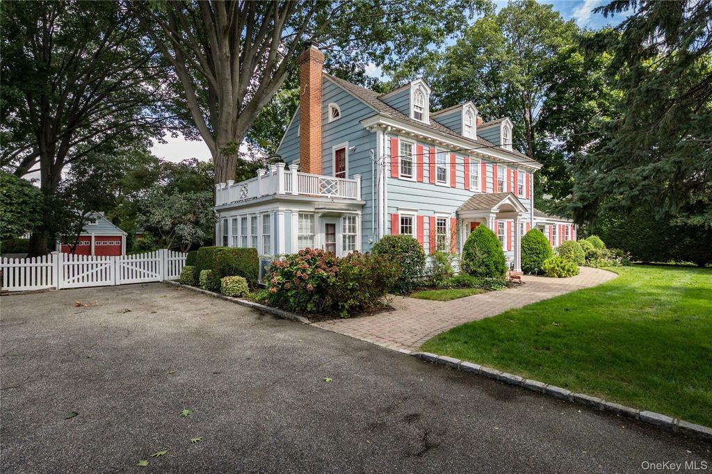 41 Butler Street, Westbury, NY 11590 — photo 3