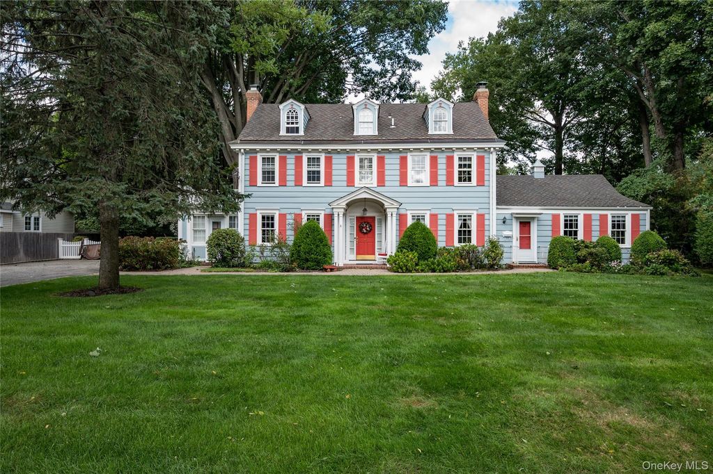 41 Butler Street, Westbury, NY 11590 — photo 4