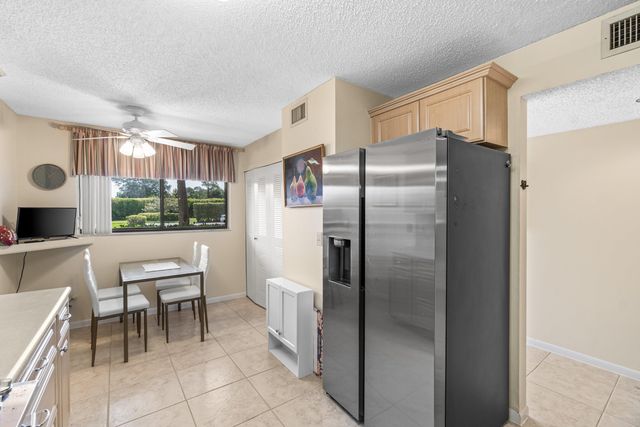 5550 Witney Drive 102, Delray Beach, FL 33484