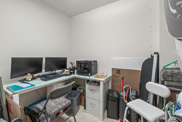 5550 Witney Drive 102, Delray Beach, FL 33484