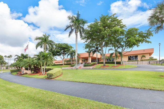 5550 Witney Drive 102, Delray Beach, FL 33484