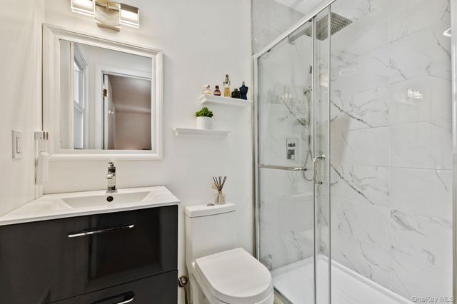 15 Meadow Place, Rye, NY 10580