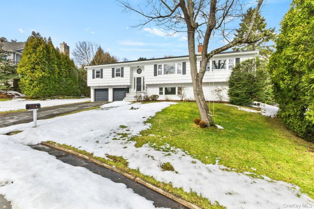 15 Meadow Place, Rye, NY 10580