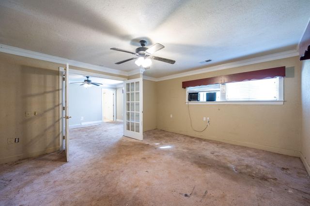 3877 Bonny Oaks Drive, Chattanooga, TN 37406