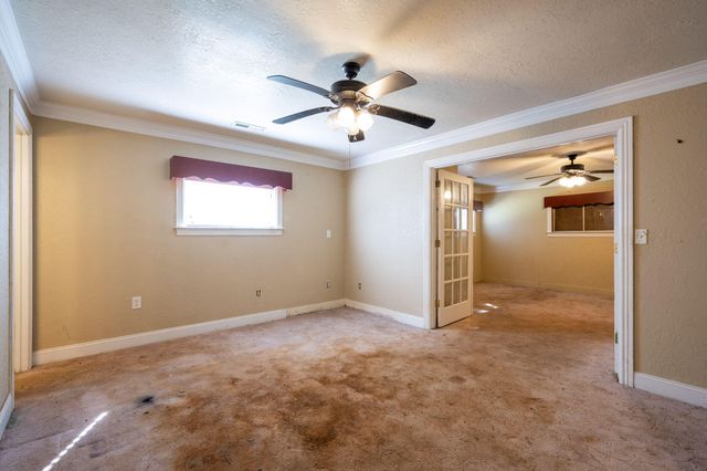 3877 Bonny Oaks Drive, Chattanooga, TN 37406