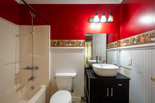 3877 Bonny Oaks Drive, Chattanooga, TN 37406