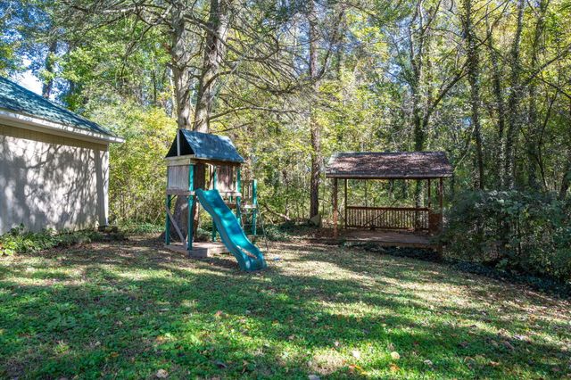 3877 Bonny Oaks Drive, Chattanooga, TN 37406