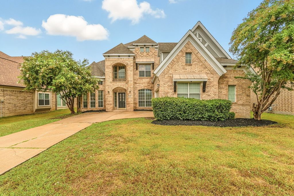 4209 Eagle Drive, Mansfield, TX 76063