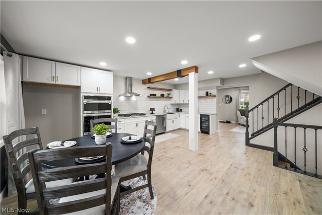 2051 Presidential Pky 28, Twinsburg, OH 44087