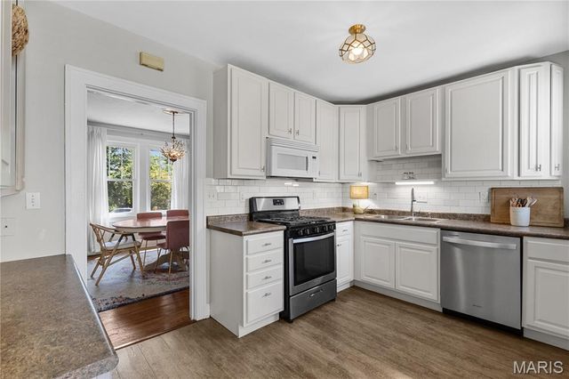 7525 Suffolk Avenue, St Louis, MO 63119