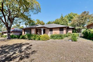7341 Ravehill Lane, Dallas, TX 75227