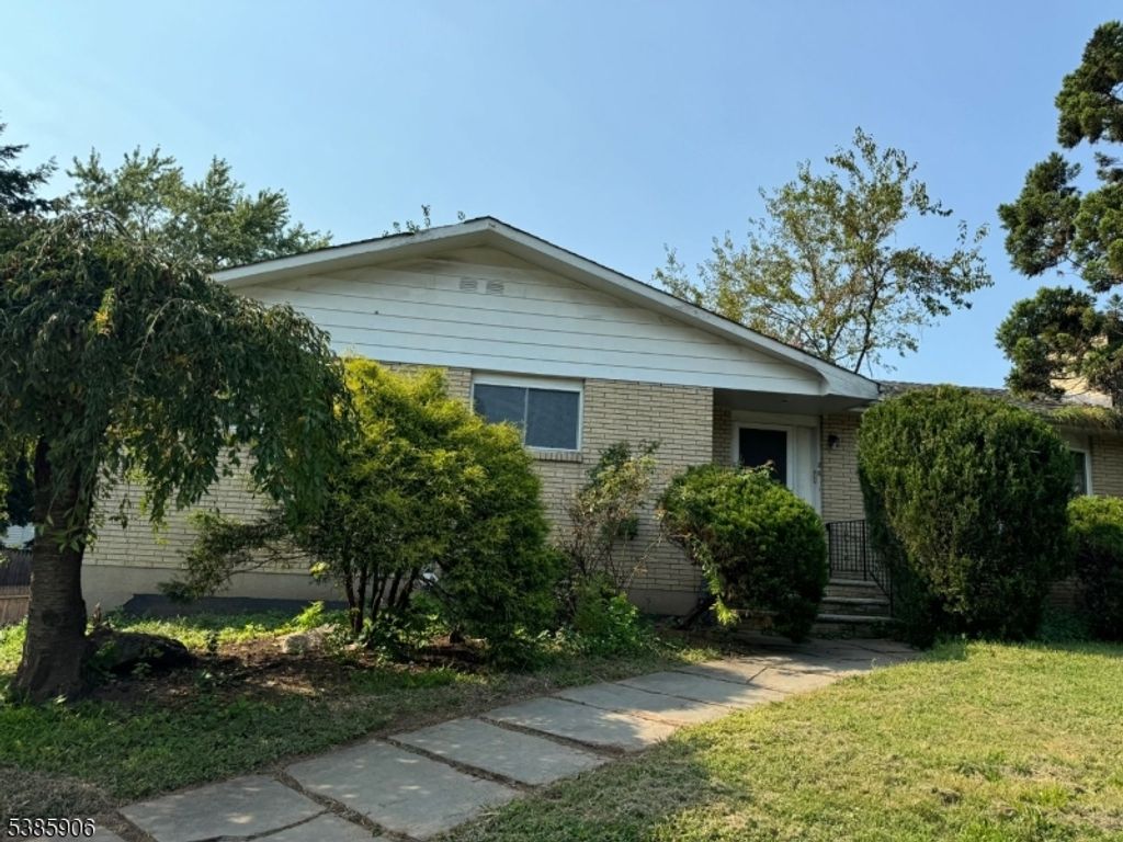 26 Ridgewood Ave, Glen Ridge Boro Twp., NJ 07028