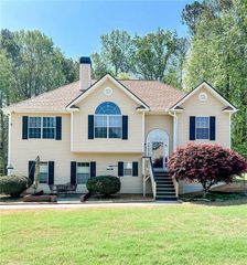 3809 Autumn View NW Lane, Acworth, GA 30101