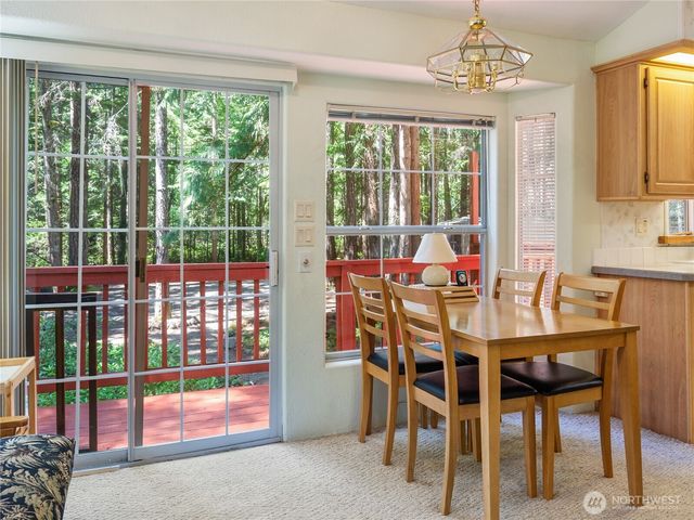 421 N Mt Jupiter Drive, Hoodsport, WA 98548
