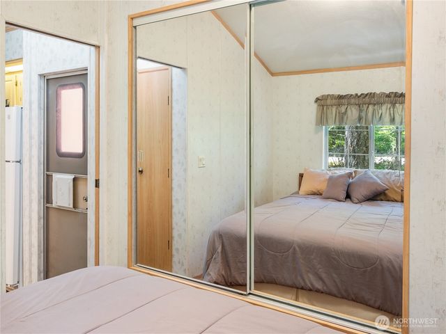 421 N Mt Jupiter Drive, Hoodsport, WA 98548