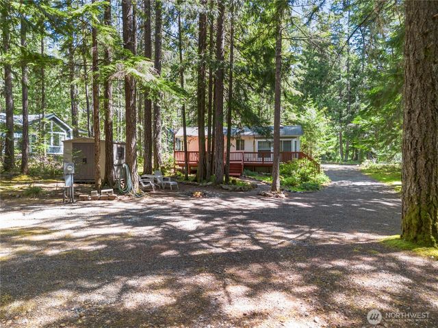 421 N Mt Jupiter Drive, Hoodsport, WA 98548
