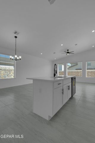 5664 DESERT CALICO Avenue, El Paso, TX 79934