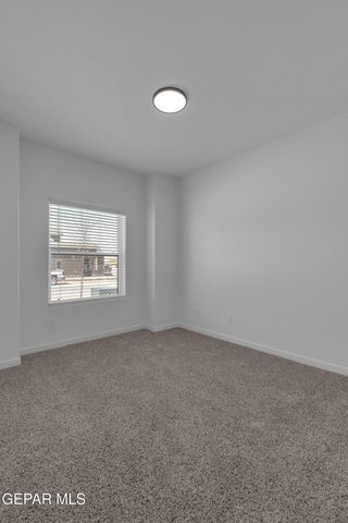 5664 DESERT CALICO Avenue, El Paso, TX 79934