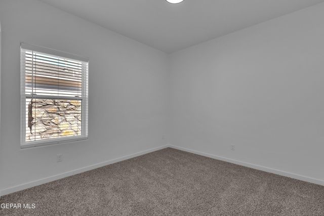 5664 DESERT CALICO Avenue, El Paso, TX 79934