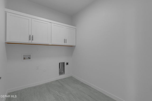 5664 DESERT CALICO Avenue, El Paso, TX 79934