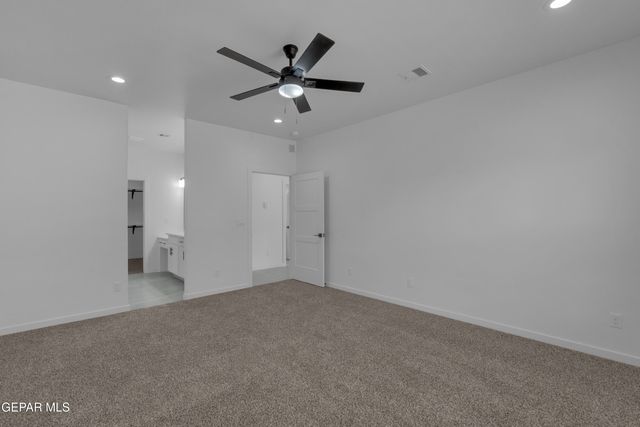 5664 DESERT CALICO Avenue, El Paso, TX 79934
