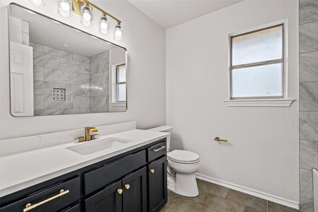 685 County Road 3673, Paradise, TX 76073