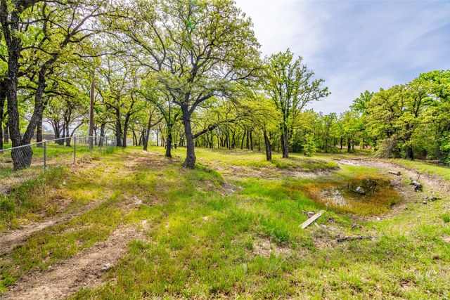 685 County Road 3673, Paradise, TX 76073
