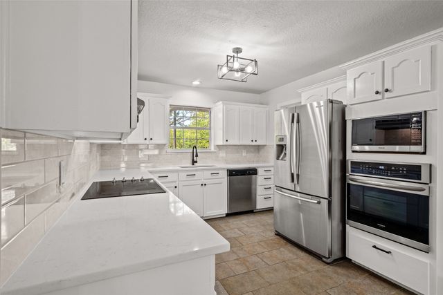 685 County Road 3673, Paradise, TX 76073