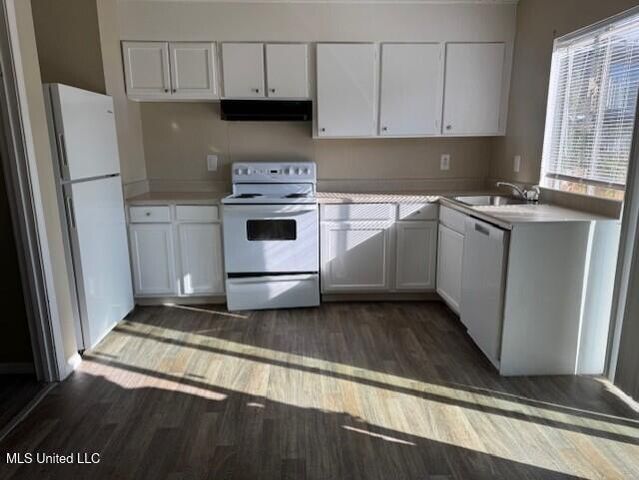 2823 Bienville Boulevard, Ocean Springs, MS 39564