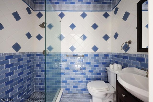41 Mareu Dr, Watchung Boro, NJ 07069