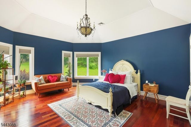 41 Mareu Dr, Watchung Boro, NJ 07069