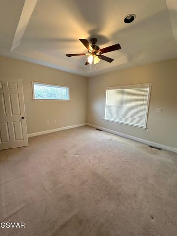 144 Burning Oaks Dr Drive, Sevierville, TN 37876