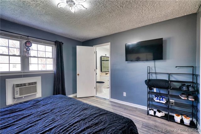 928 N Taggart Avenue, Jeffersonville, IN 47129