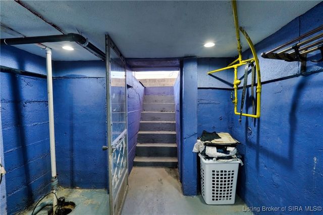 928 N Taggart Avenue, Jeffersonville, IN 47129