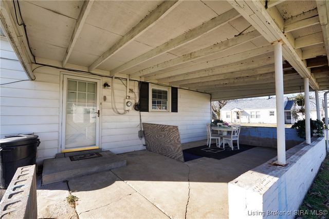 928 N Taggart Avenue, Jeffersonville, IN 47129