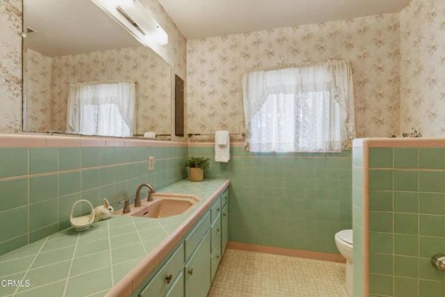 3405 Loma Vista Road, Ventura, CA 93003