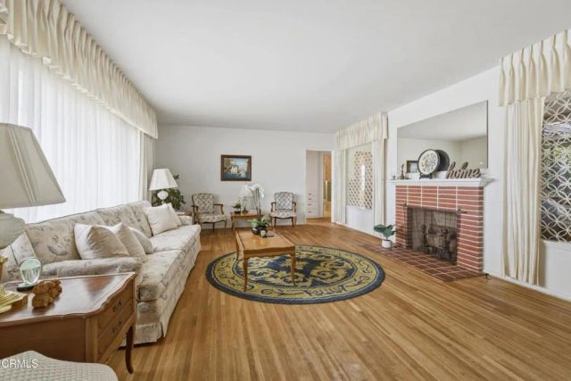 3405 Loma Vista Road, Ventura, CA 93003