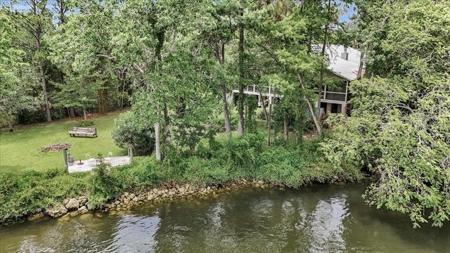 35 MAGNOLIA AVENUE, Yankeetown, FL 34498