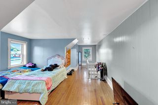 330 HILLCREST AVE, Trenton, NJ 08618