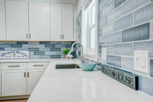 18 Aqua Ra Drive, Jensen Beach, FL 34957