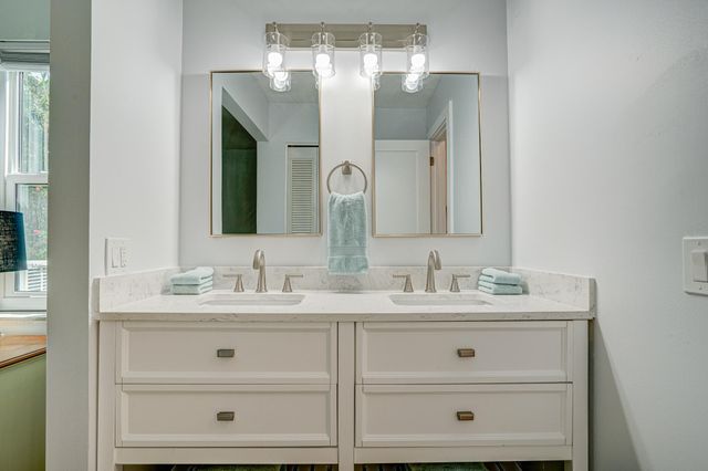 18 Aqua Ra Drive, Jensen Beach, FL 34957