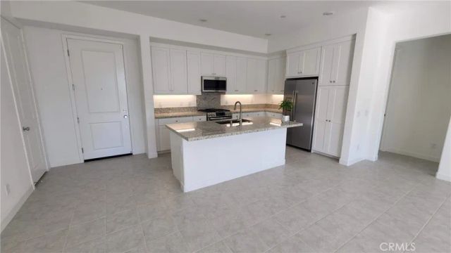 26955 Prospector Road 201, Stevenson Ranch, CA 91381