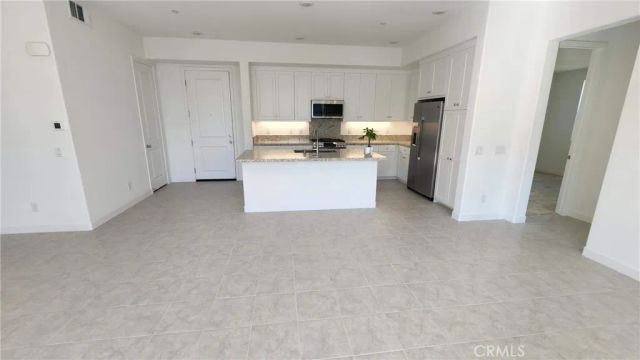 26955 Prospector Road 201, Stevenson Ranch, CA 91381