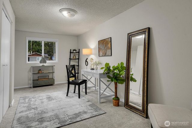 8901 Emerson Place, Everett, WA 98208