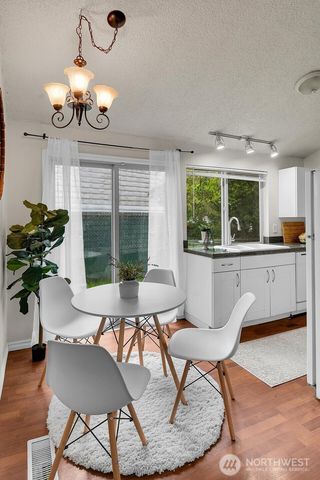 8901 Emerson Place, Everett, WA 98208