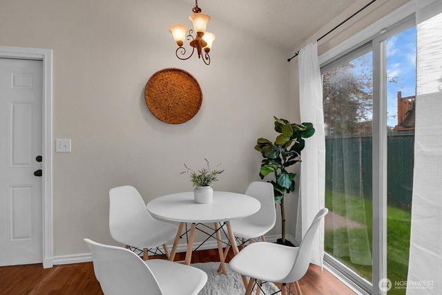 8901 Emerson Place, Everett, WA 98208