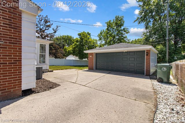 41119 Russet Lane, Plymouth Charter Township, MI 48170