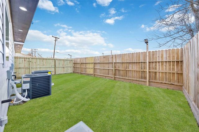 7719 Orebo Street B, Houston, TX 77088