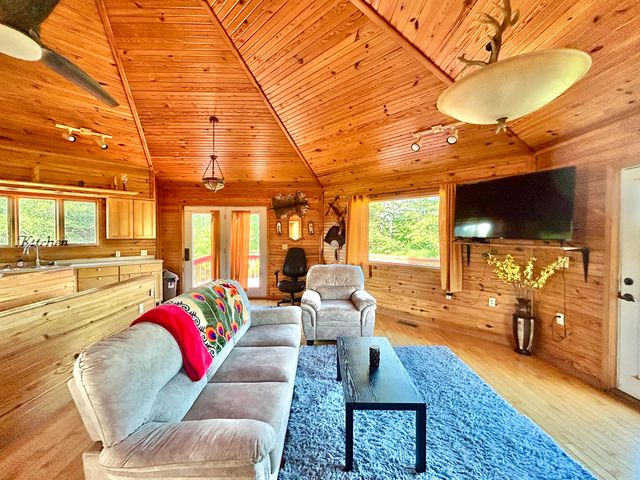 7485 State Hwy 1675, Somerset, KY 42501