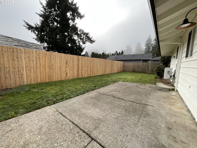 240 Se 26TH Ave, Hillsboro, OR 97123